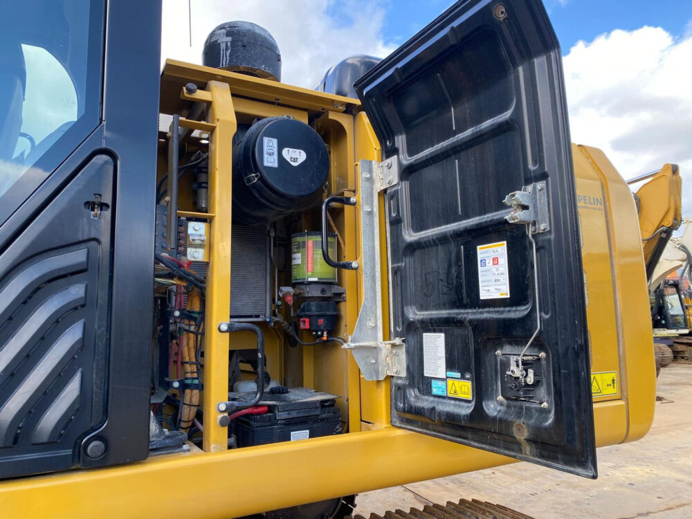 Caterpillar 330 FLN rupsgraafmachine