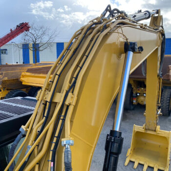 Caterpillar 330 FLN rupsgraafmachine