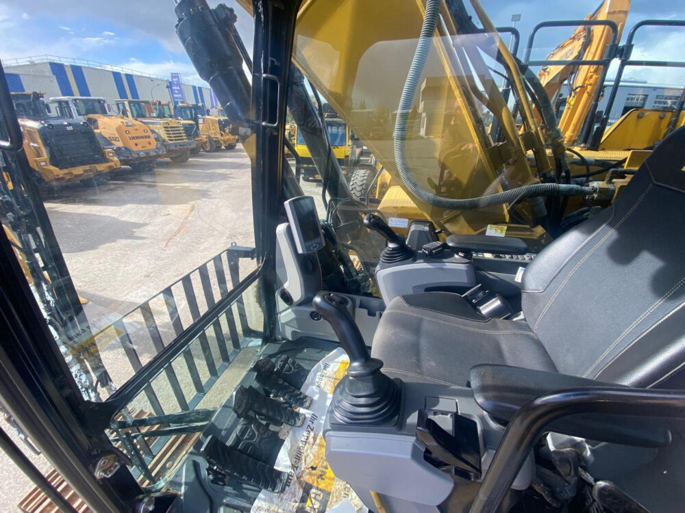 Caterpillar 330 FLN rupsgraafmachine