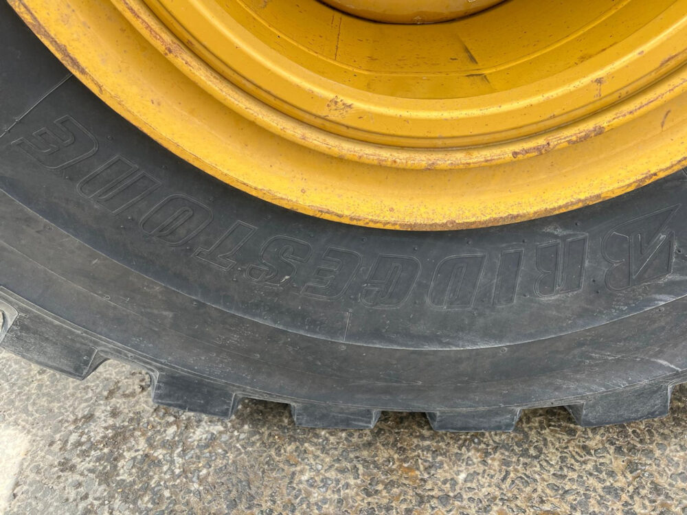 Caterpillar 972M XE wiellader