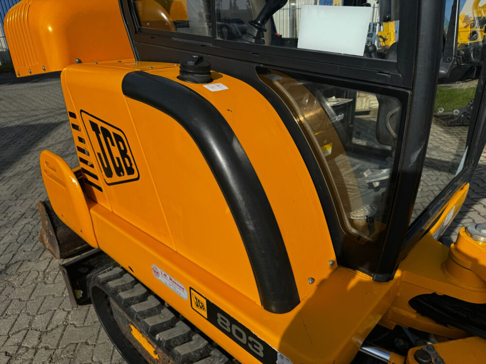 JCB 803 super minigraver