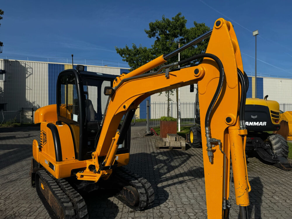 JCB 803 super minigraver