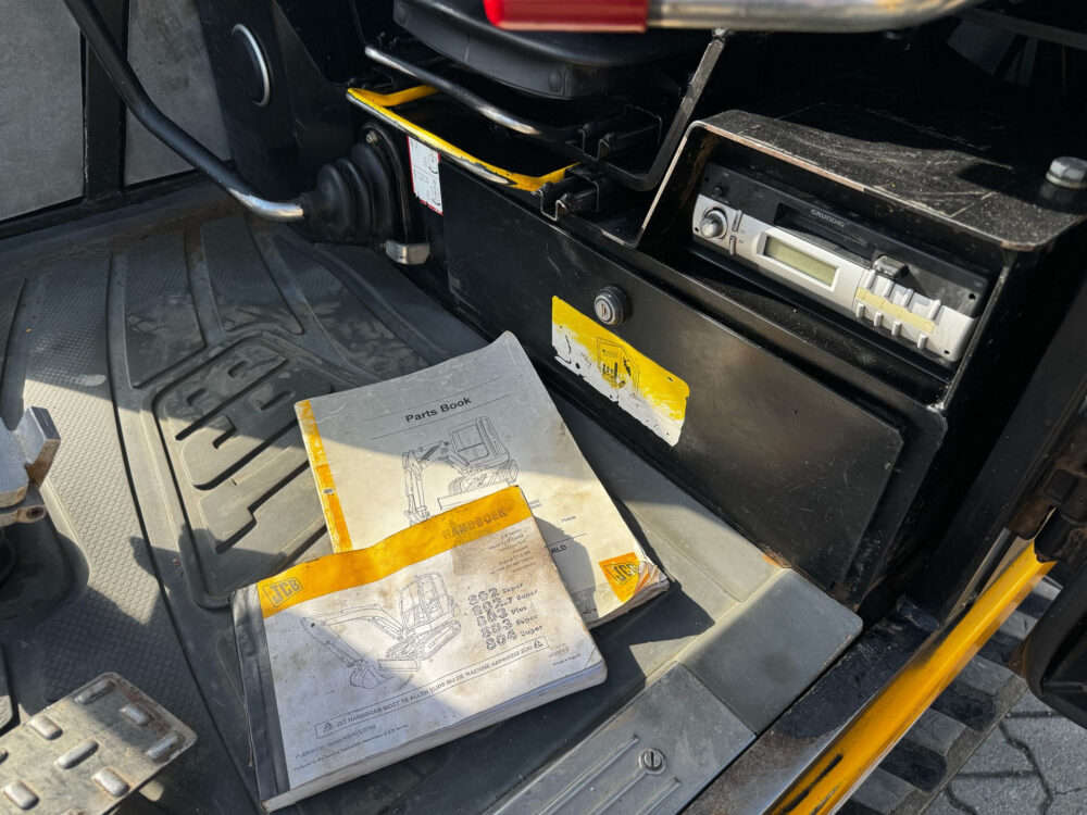 JCB 803 super minigraver