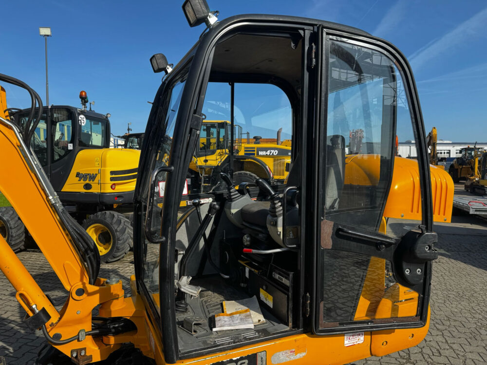 JCB 803 super minigraver