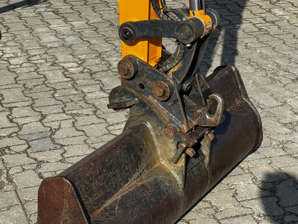 JCB 803 super minigraver