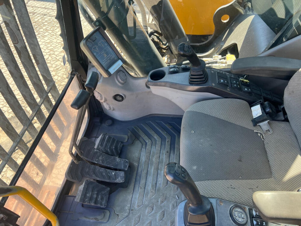 Volvo EC380 D rupsgraafmachine