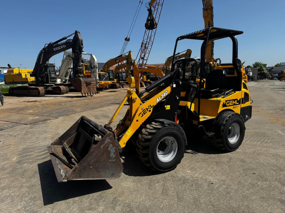 Gehl AL340 wiellader with registration!