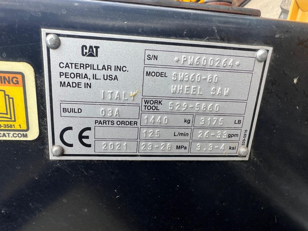 Caterpillar 272D3XE Schranklader