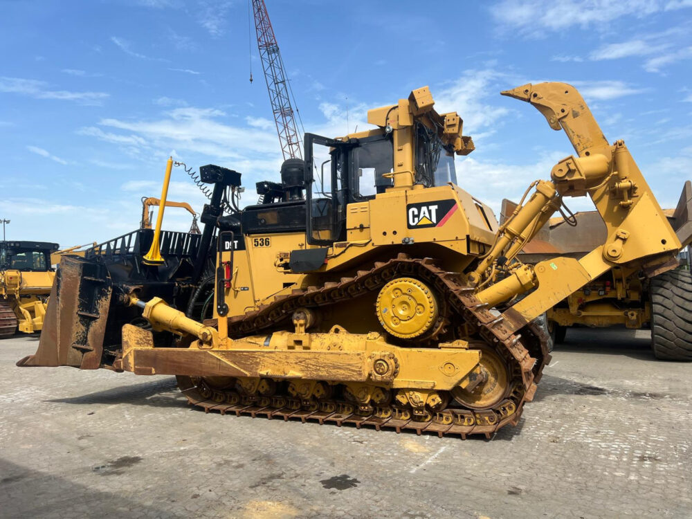 Caterpillar D9T bulldozer