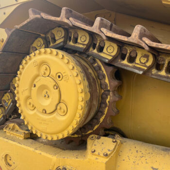Caterpillar D9T bulldozer