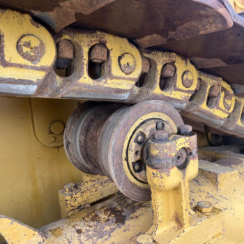 Caterpillar D9T bulldozer