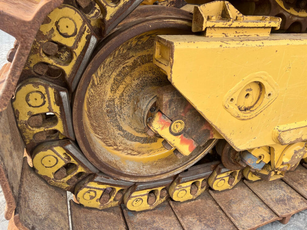 Caterpillar D9T bulldozer