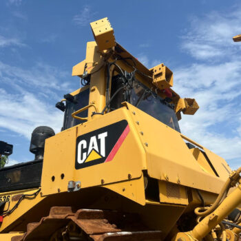 Caterpillar D9T bulldozer