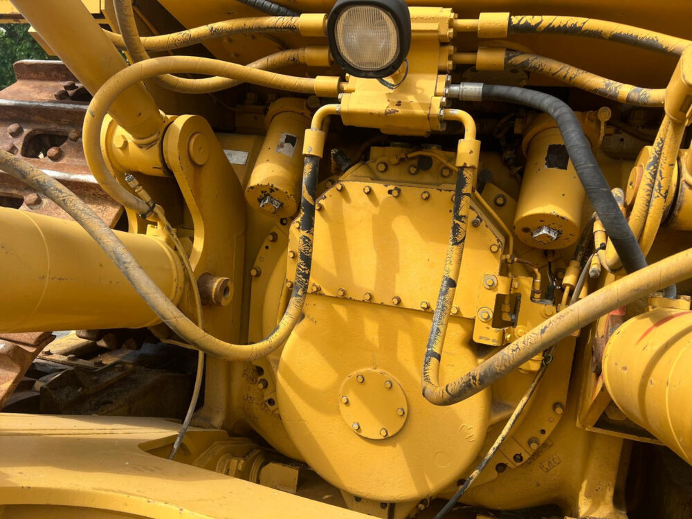 Caterpillar D9T bulldozer
