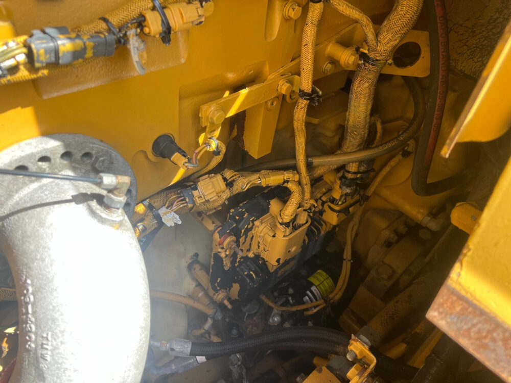 Caterpillar D9T bulldozer