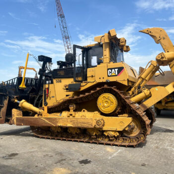 Caterpillar D9T bulldozer