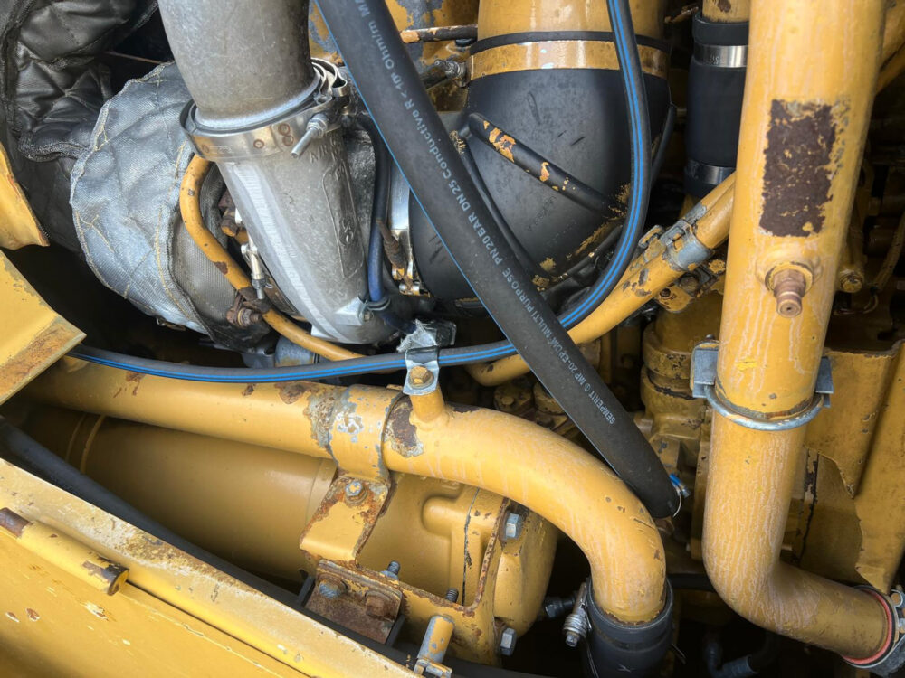Caterpillar D9T bulldozer