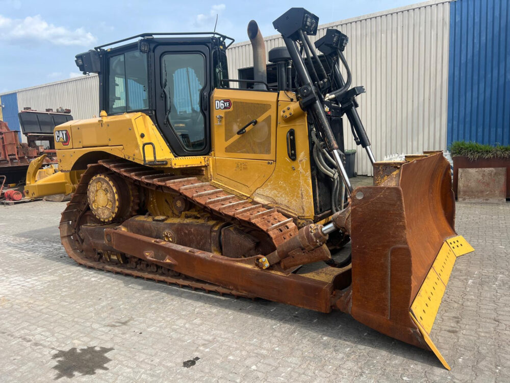 Caterpillar D6 XL next gen bulldozer