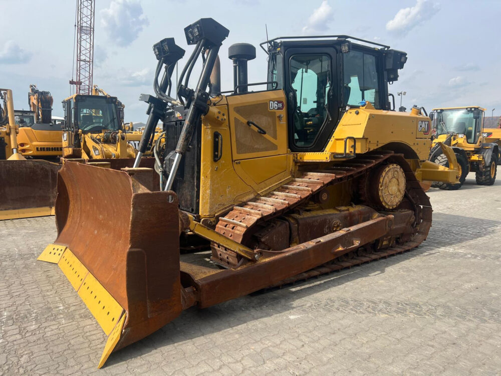 Caterpillar D6 XL next gen bulldozer