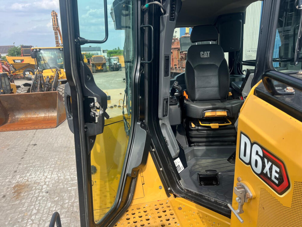 Caterpillar D6 XL next gen bulldozer