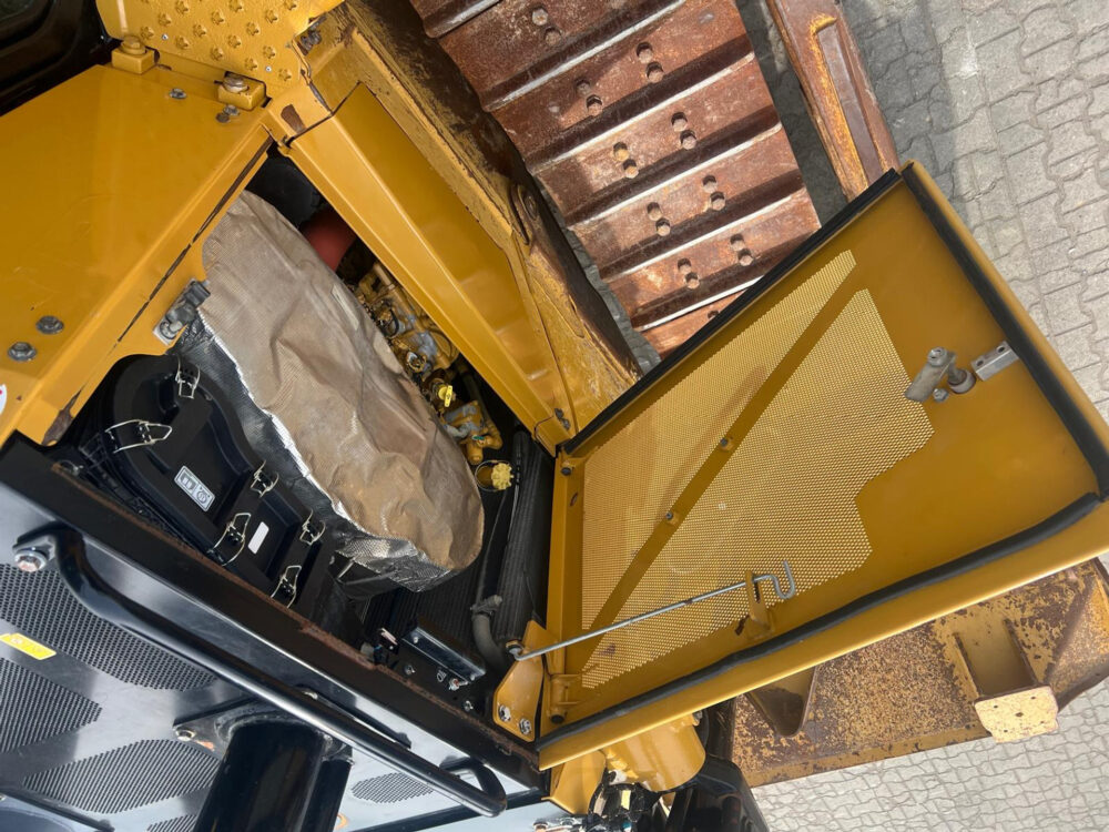 Caterpillar D6 XL next gen bulldozer