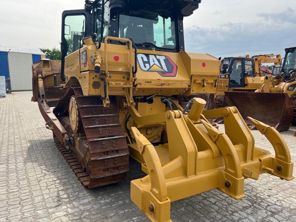 Caterpillar D6 XL next gen bulldozer
