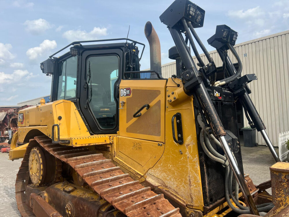 Caterpillar D6 XL next gen bulldozer
