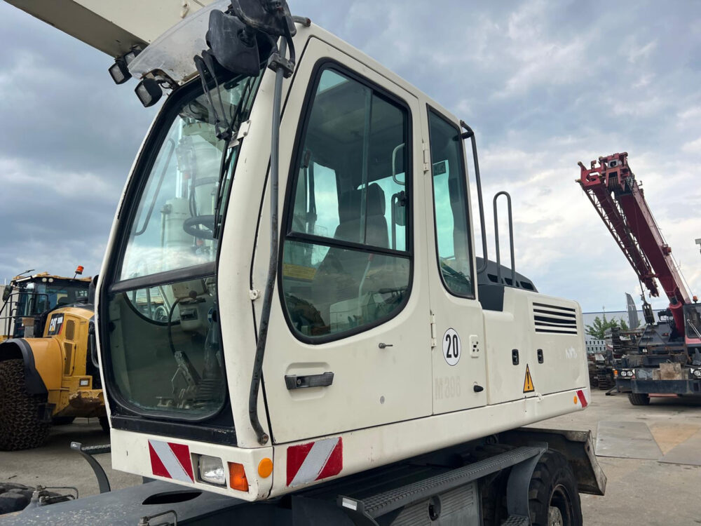 Liebherr A904 C mobiele graafmachine