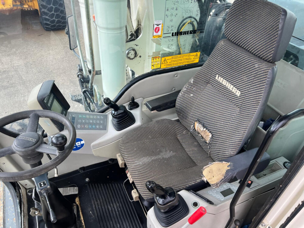 Liebherr A904 C mobiele graafmachine