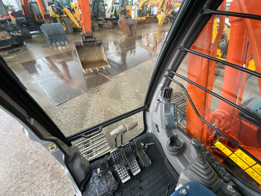 seHitachi ZX210 LC-1 rupsgraafmachine