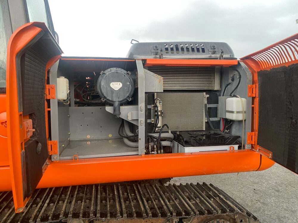 seHitachi ZX210 LC-1 rupsgraafmachine