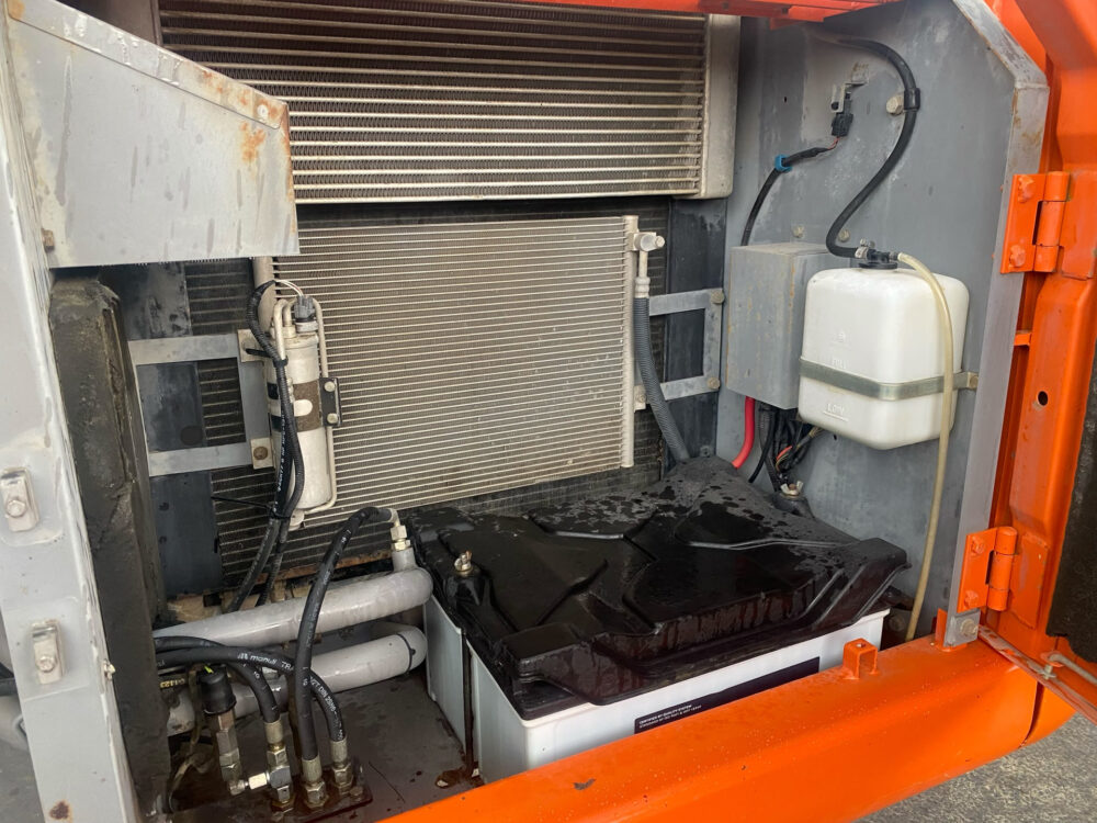 seHitachi ZX210 LC-1 rupsgraafmachine