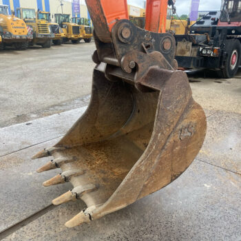 seHitachi ZX210 LC-1 rupsgraafmachine