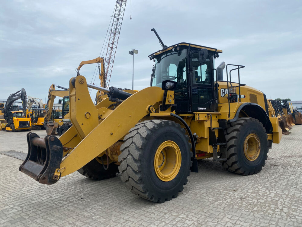 Caterpillar 962 M wiellader