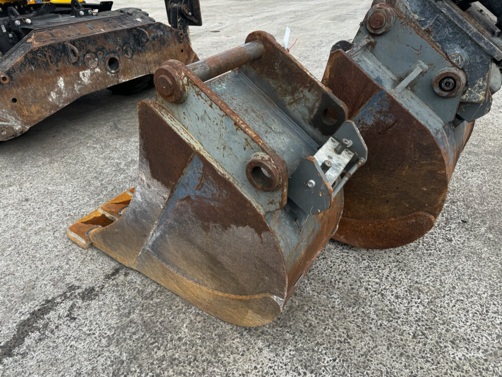 Caterpillar M318 D mobiele graafmachine