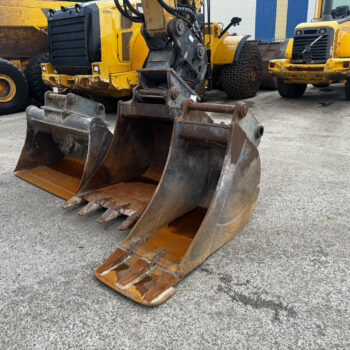 Caterpillar M318 D mobiele graafmachine