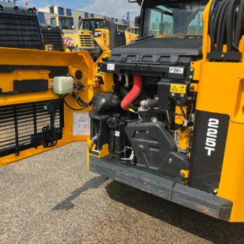 JCB 225 T schranklader
