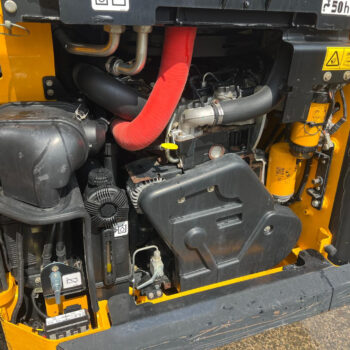 JCB 225 T schranklader