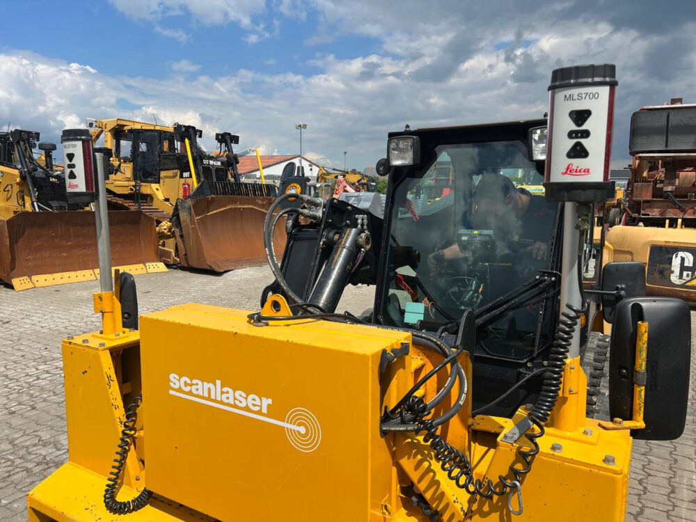 JCB 225 T schranklader