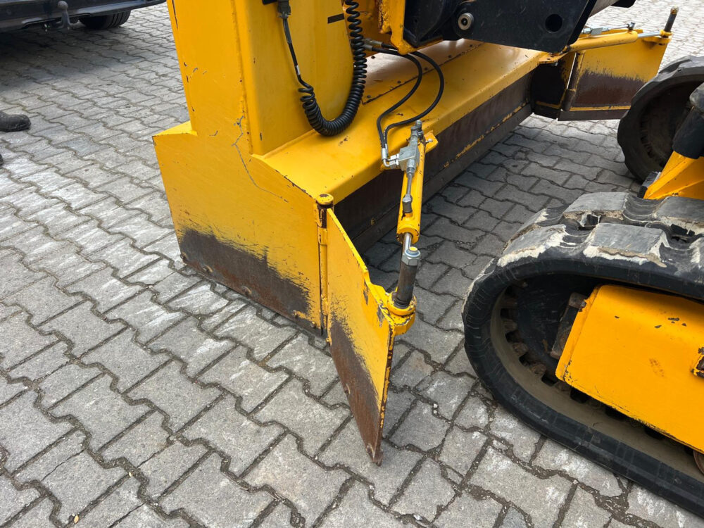JCB 225 T schranklader