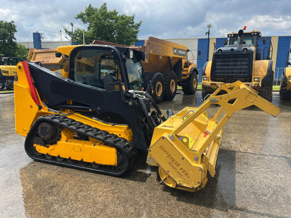 JCB 225 T schranklader