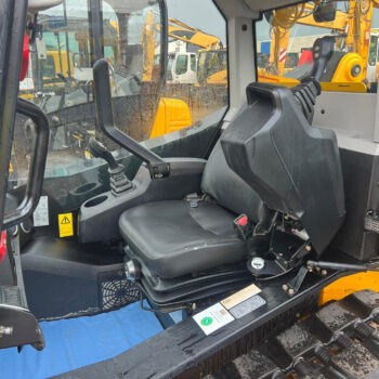JCB 225 T schranklader