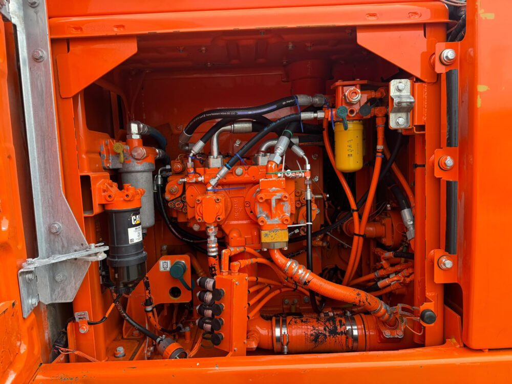 Caterpillar 320 EL rupsgraafmachine