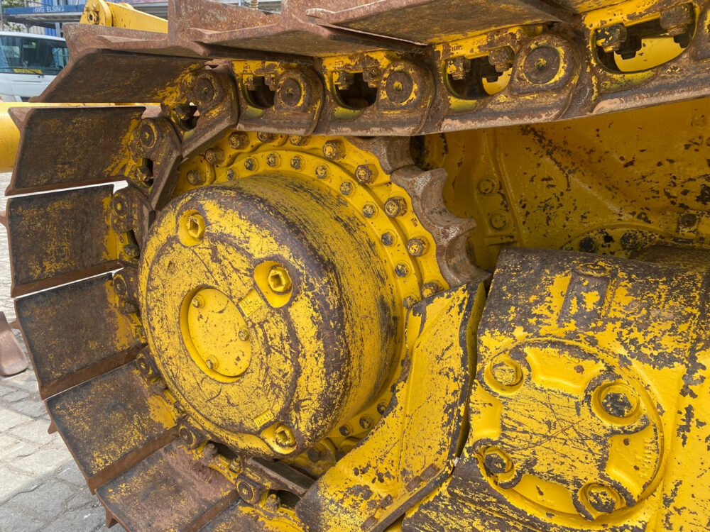 Komatsu D65 EX-15 rupsdozer 5000 HOURS!