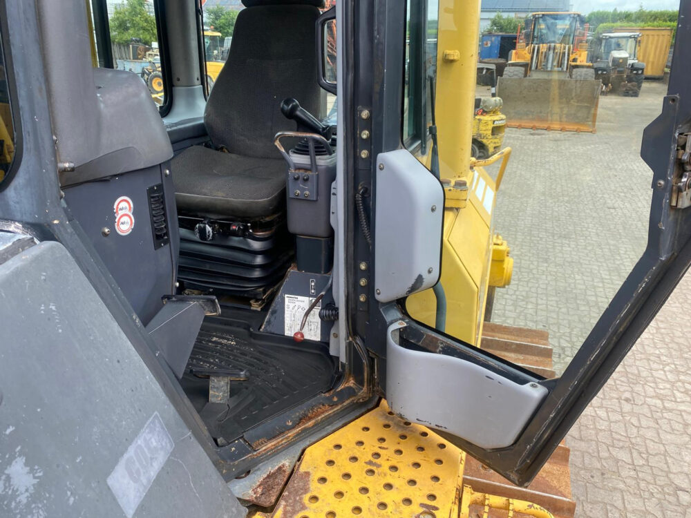 Komatsu D65 EX-15 rupsdozer 5000 HOURS!