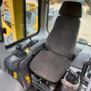 Komatsu D65 EX-15 rupsdozer 5000 HOURS!