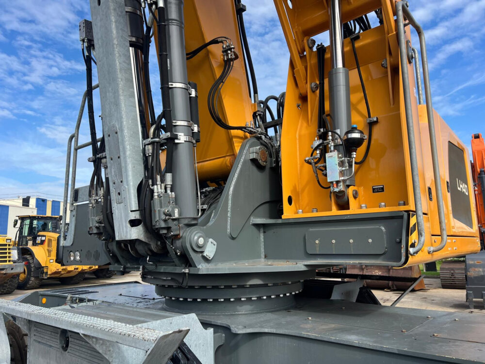 Liebherr LH40M litronic overslagmachine
