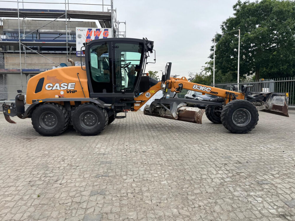 Case 836C AWD grader