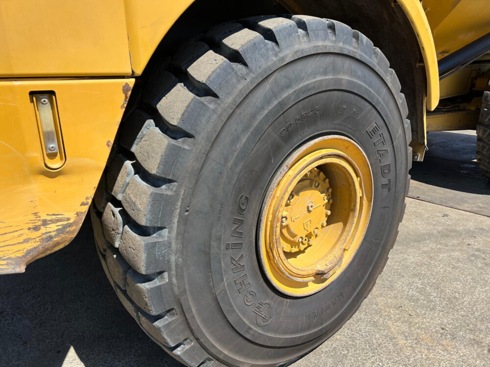 Caterpillar 745C 6×6 dumper
