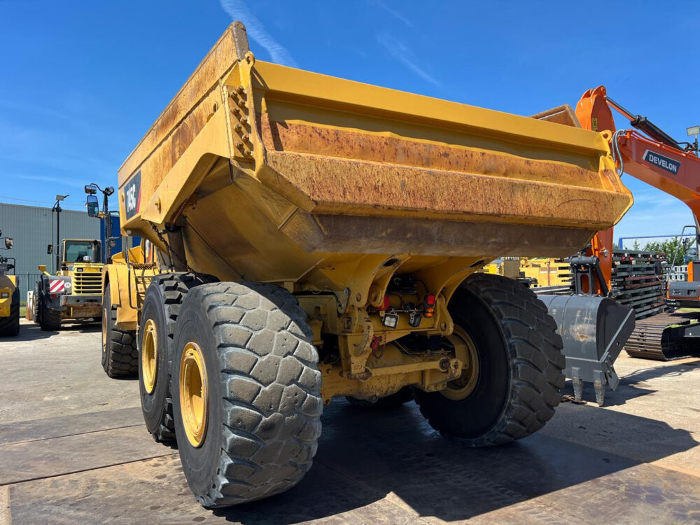 Caterpillar 745C 6×6 dumper